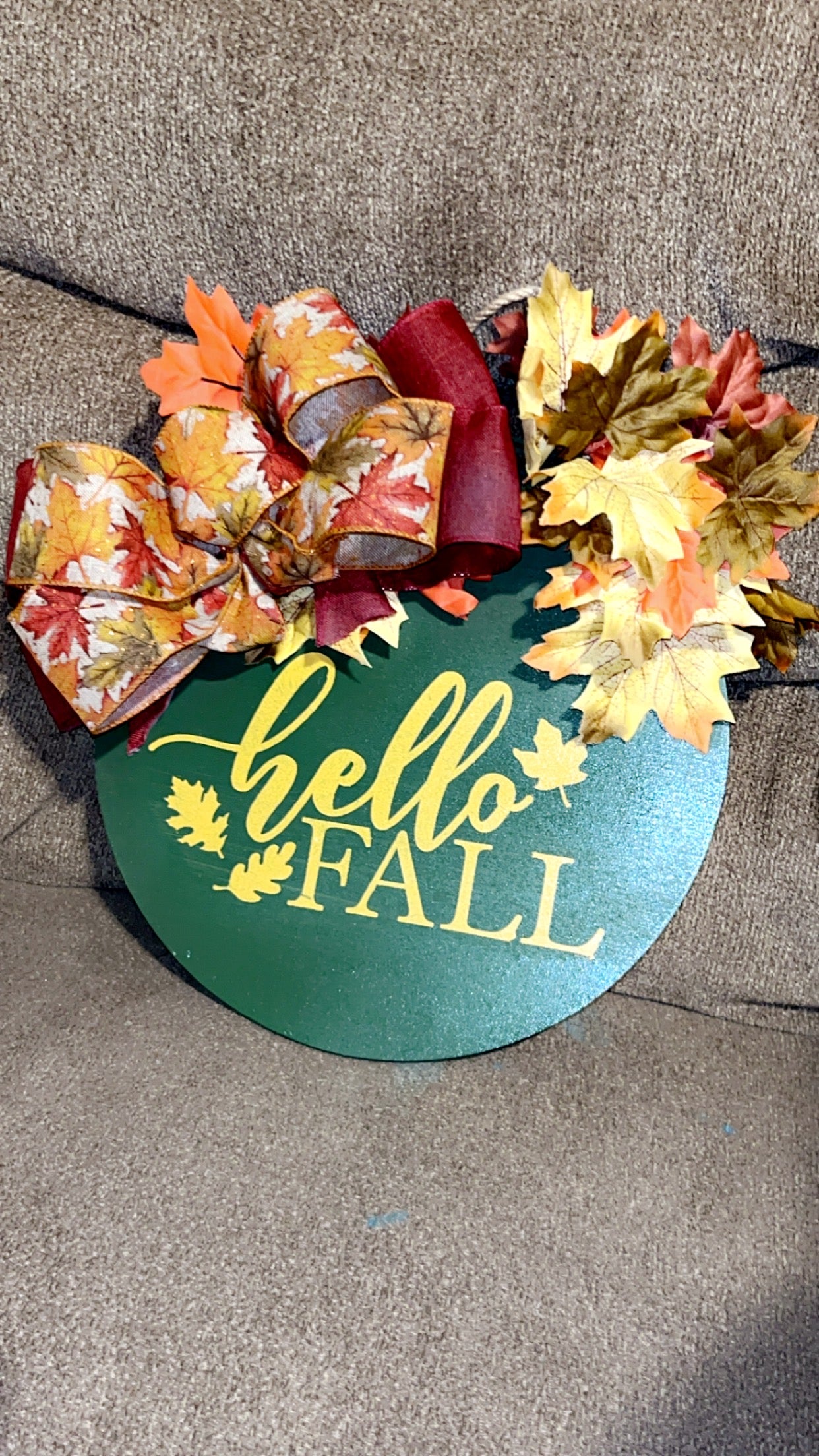 Fall door hanger